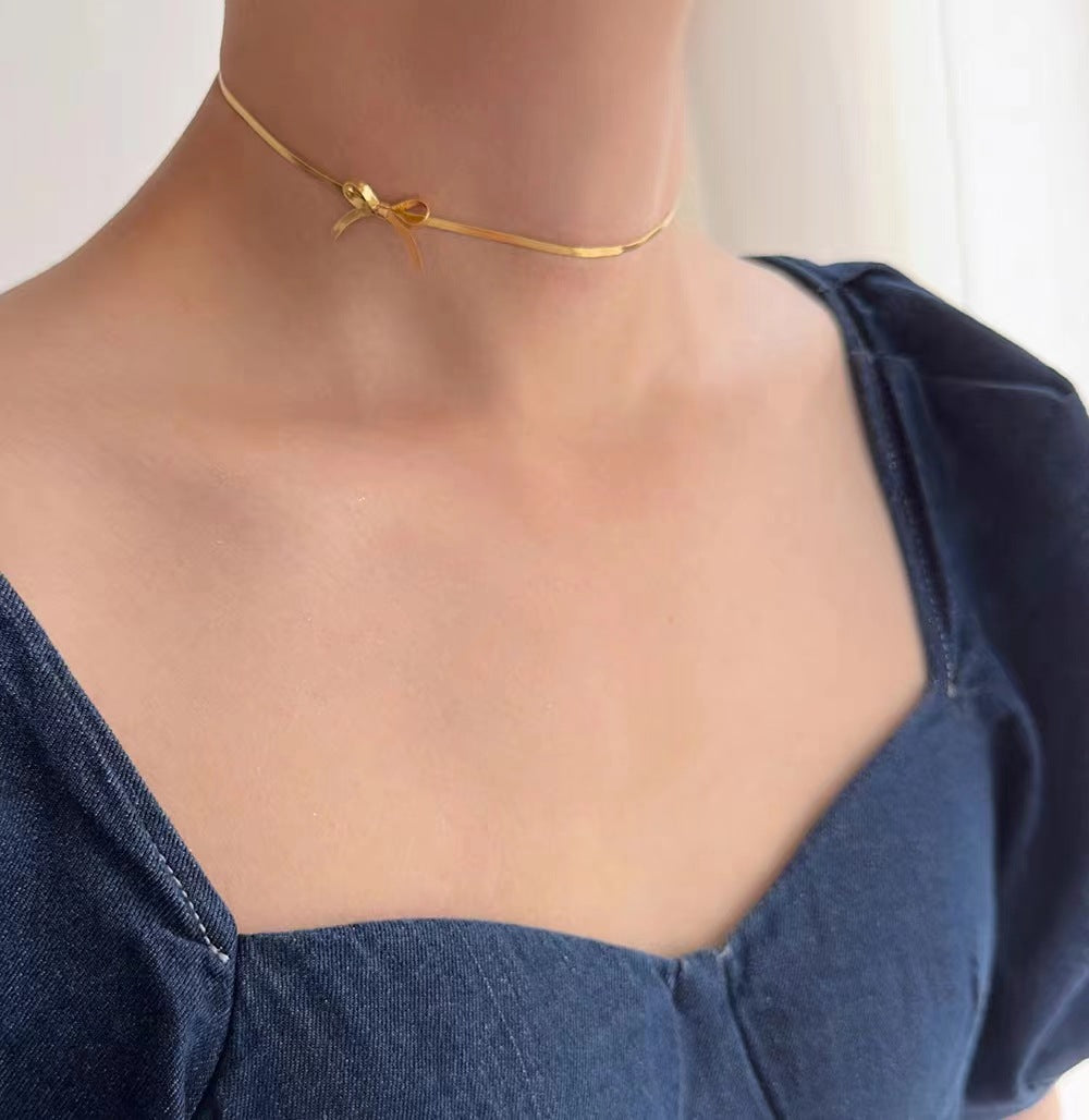 Choker Laço Dourado Delicato